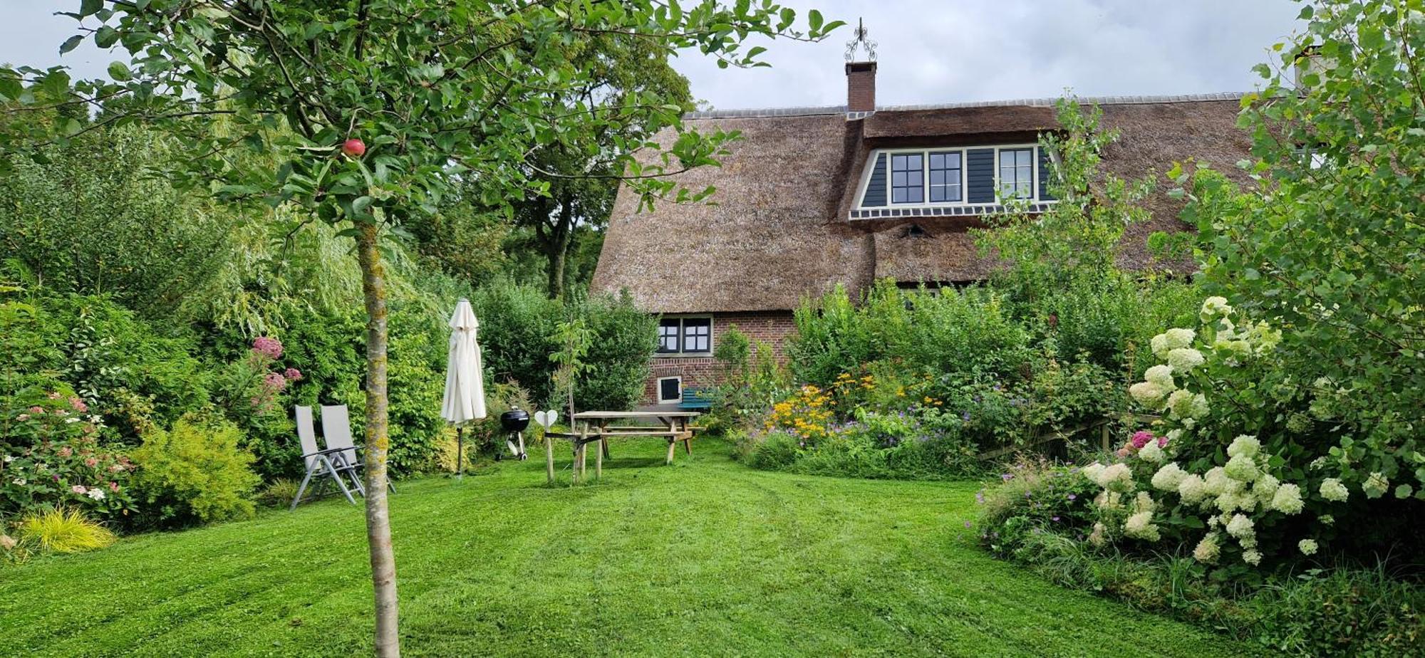 Magnificent Farmhouse In Central Holland 4A & 2C Schoonrewoerd Buitenkant foto
